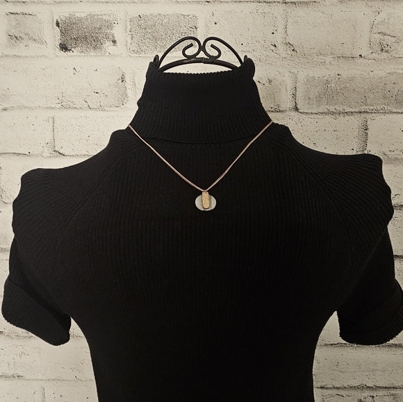 Joe Fresh Jewelry - Joe Fresh Minimalist Pendant Necklace – Gold Chain with Geometric Accent